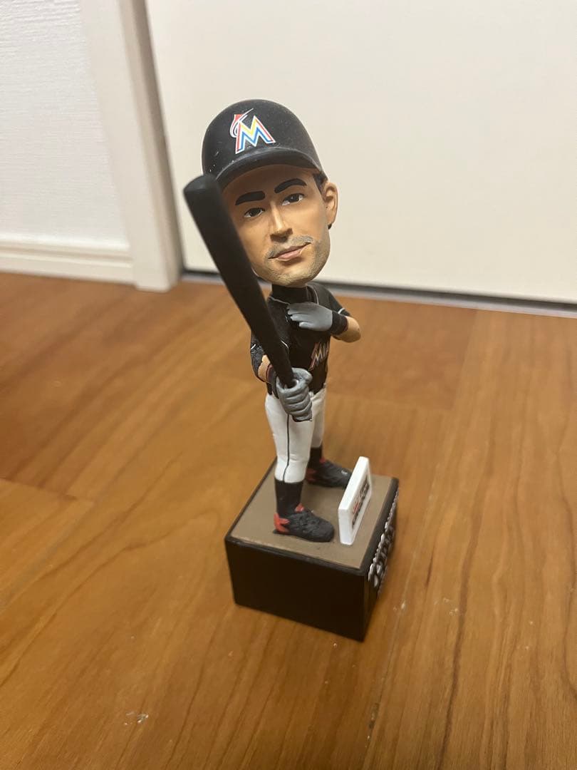 イチロー ボブルヘッド　マーリンズ 3000本