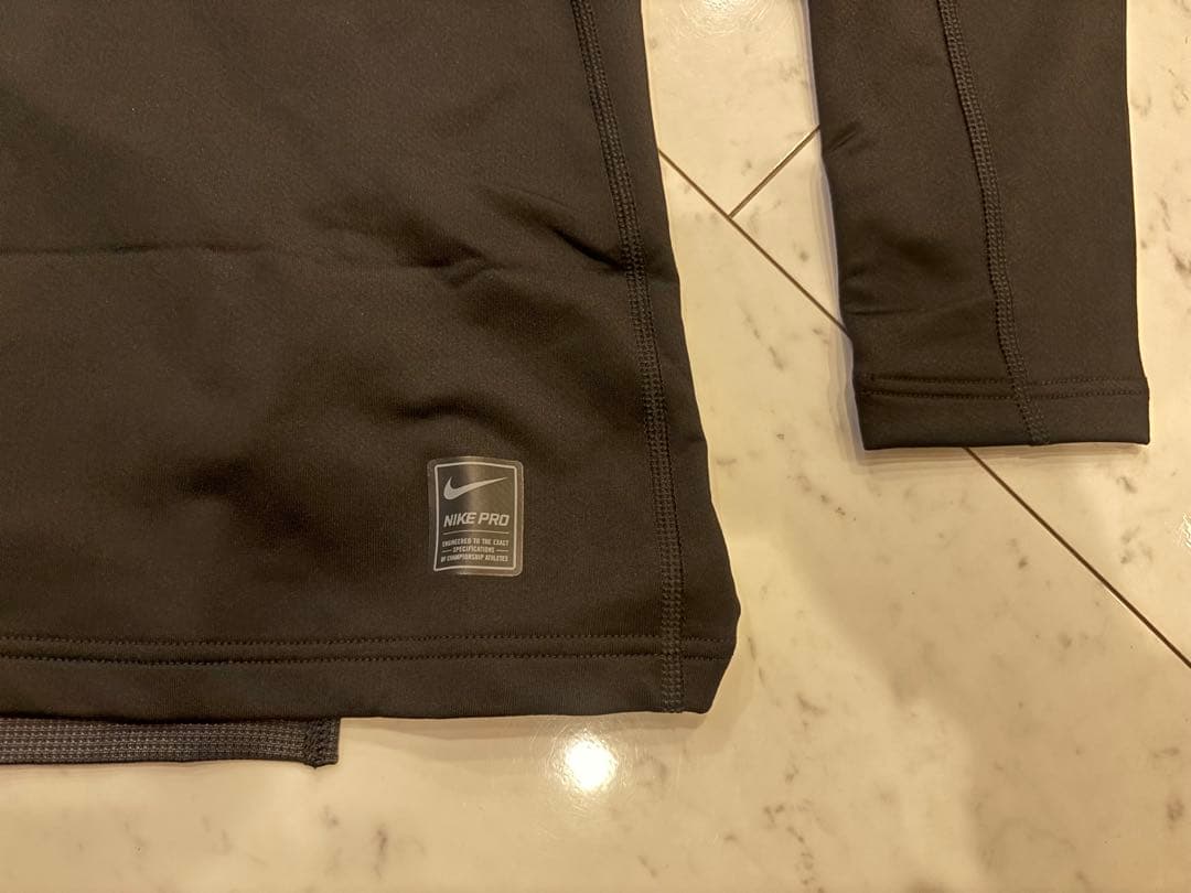 NIKE PRO HYPERWARM 長袖　XL ナイキ　インナー