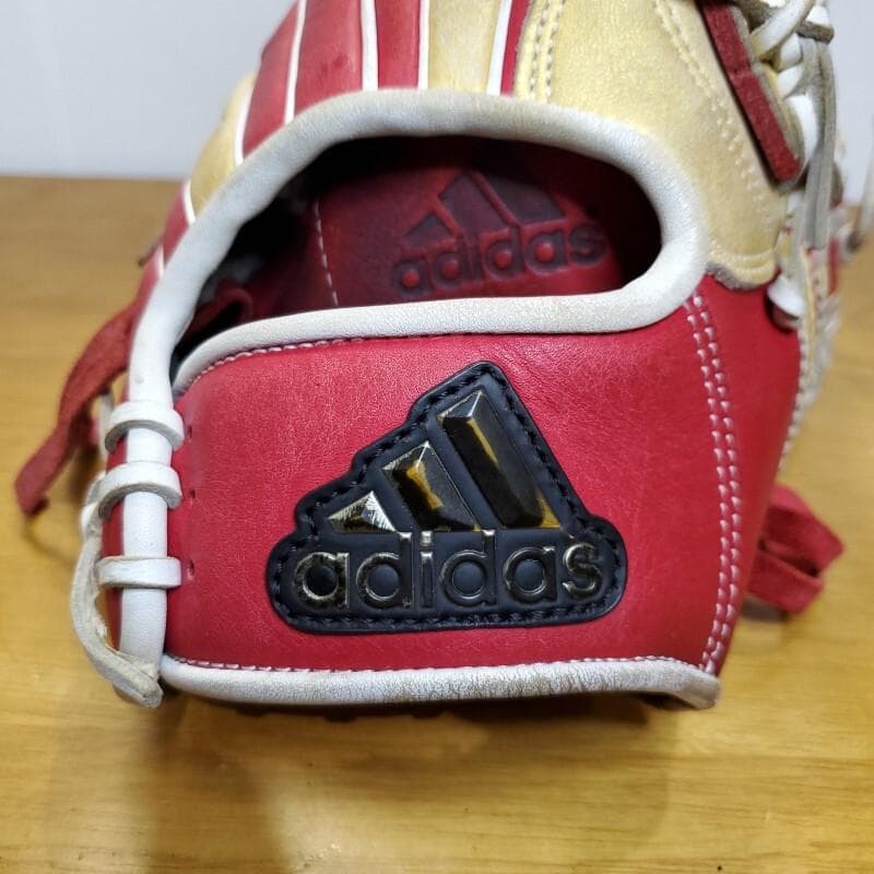 アディダス ADIDAS 限定モデル メタリック クレイジーカラー 軟式グローブ