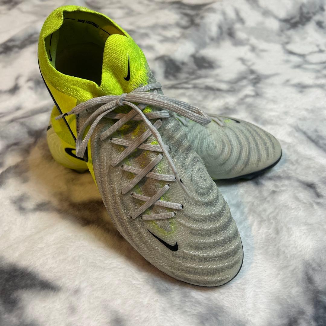 Nike ファントム/イエロー