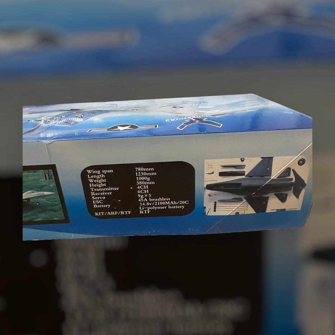 ラジコン飛行機、F-16 Fighting Falcon 模型キット 780mm