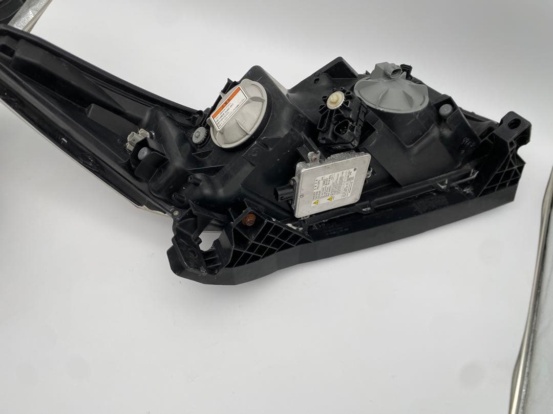 ホンダ ストリーム RN6 RN7 RN8 RN9 純正 HID ヘッドライト