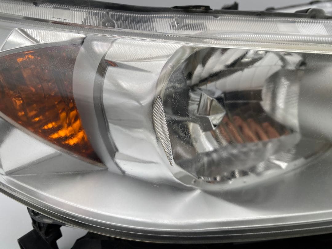 ホンダ ストリーム RN6 RN7 RN8 RN9 純正 HID ヘッドライト