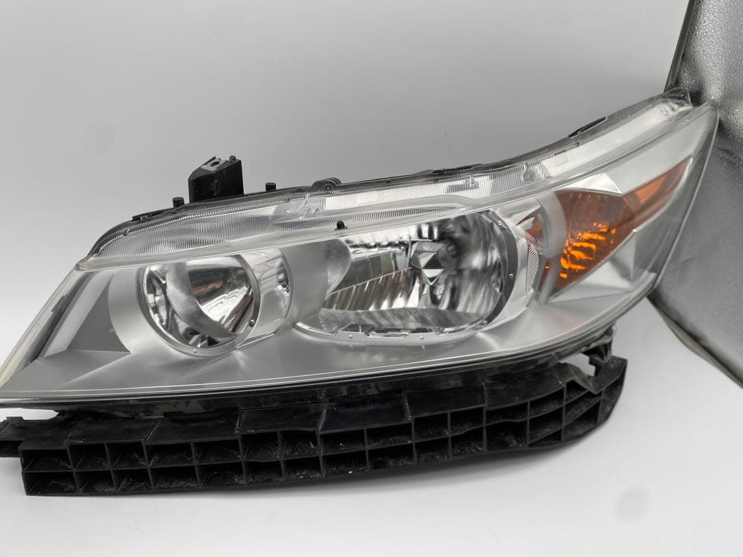 ホンダ ストリーム RN6 RN7 RN8 RN9 純正 HID ヘッドライト