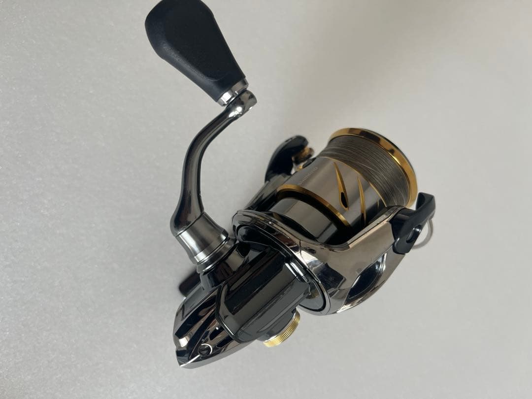 2月中値引き！　14 ステラC2000S 美品 未使用PEライン付き