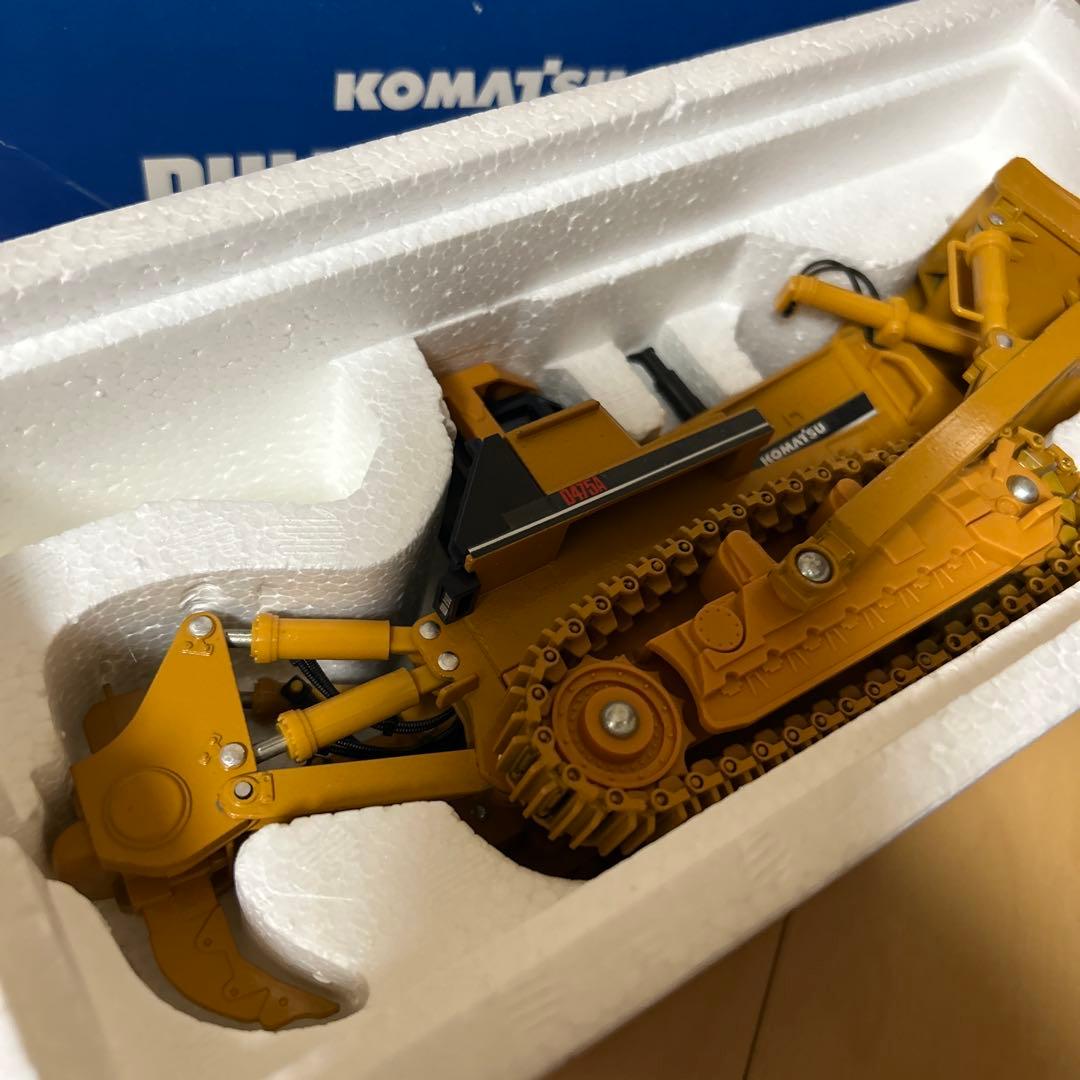 【即購入ok!!】コマツ ブルドーザ D475A 1/50スケール 新品未使用