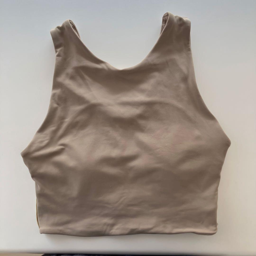 emmi yoga サステナレタッチタンクトップ マーブル柄UVカットレギンス