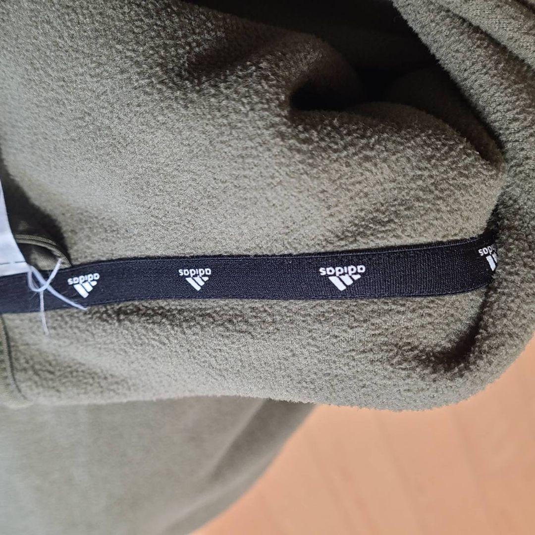 adidas フューチャーアイコン スリーストライプス フリースパーカー パンツ