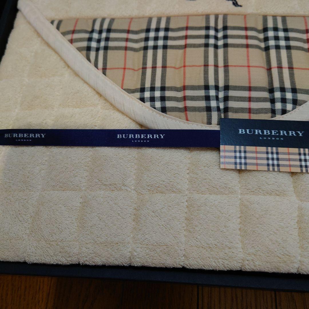【新品未使用】BURBERRY バーバリー　パッドシーツ　シングル