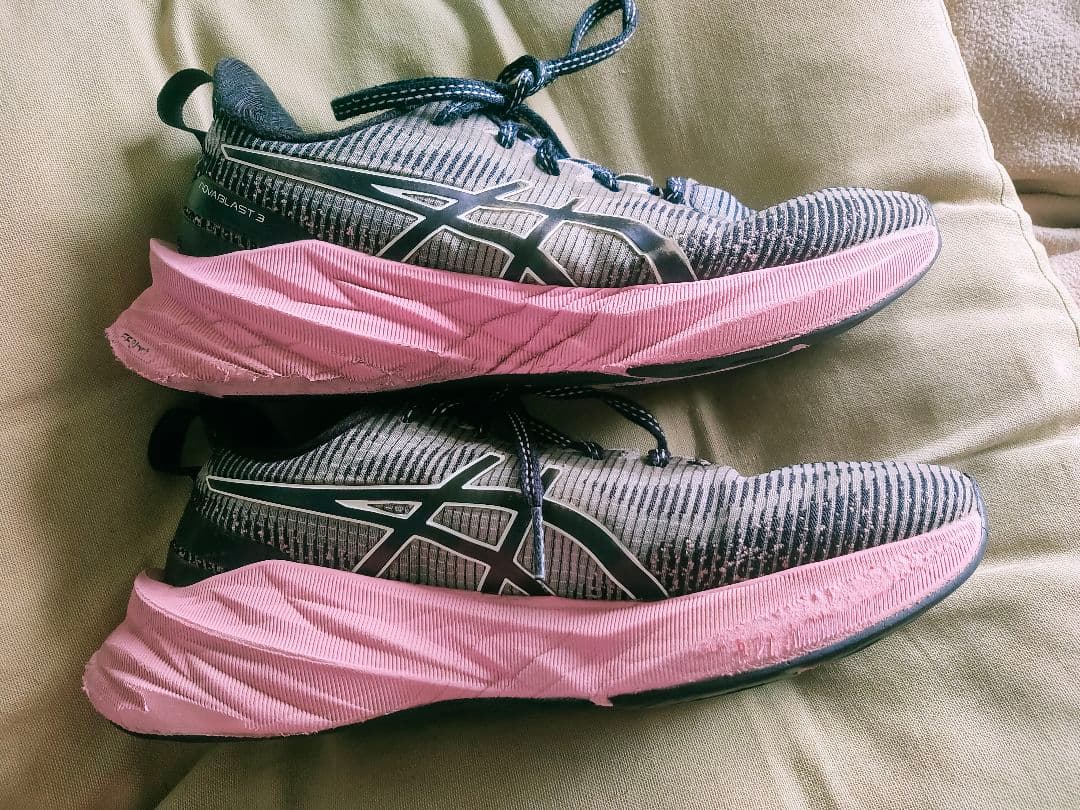 スパイク・シューズ ASICSNOVABLAST3 24.0cm