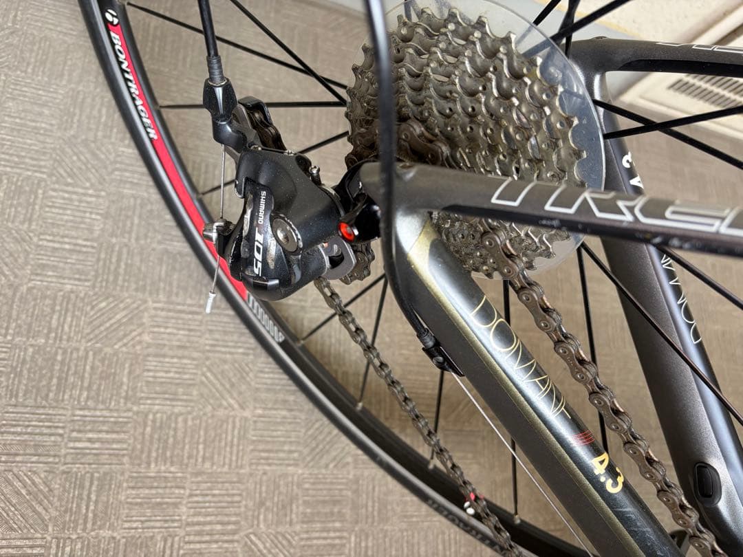 【なめこ】TREK DOMANE 4.3 フルカーボン　ロードバイク