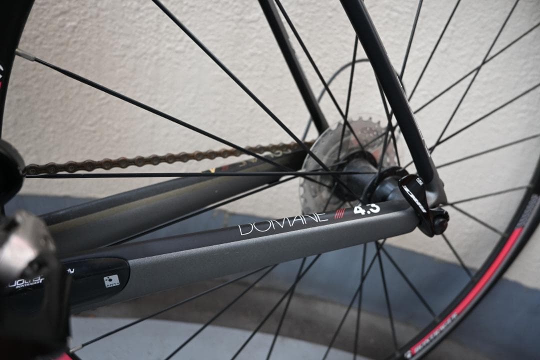 【なめこ】TREK DOMANE 4.3 フルカーボン　ロードバイク