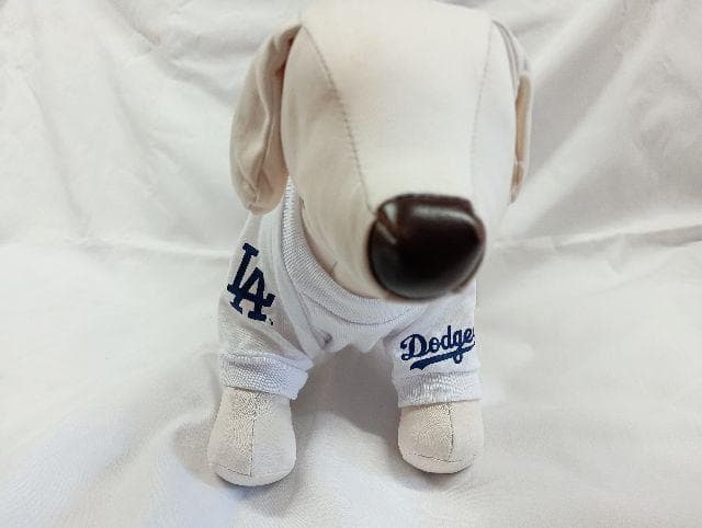 送料無料新品★犬の洋服ＭＬＢ公式ドジャース大谷翔平ユニホーム半袖ＴシャツＭサイズ