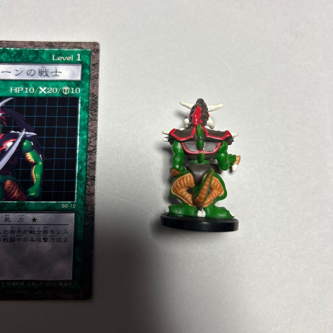 遊戯王　ダンジョンダイスモンスターズ　ワイバーンの戦士　フィギュア　カード
