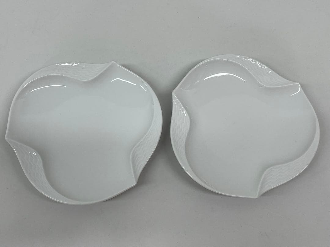 【新品未使用】マイセン　波の戯れ　ホワイトディッシュ 15.5cm 皿 ペア