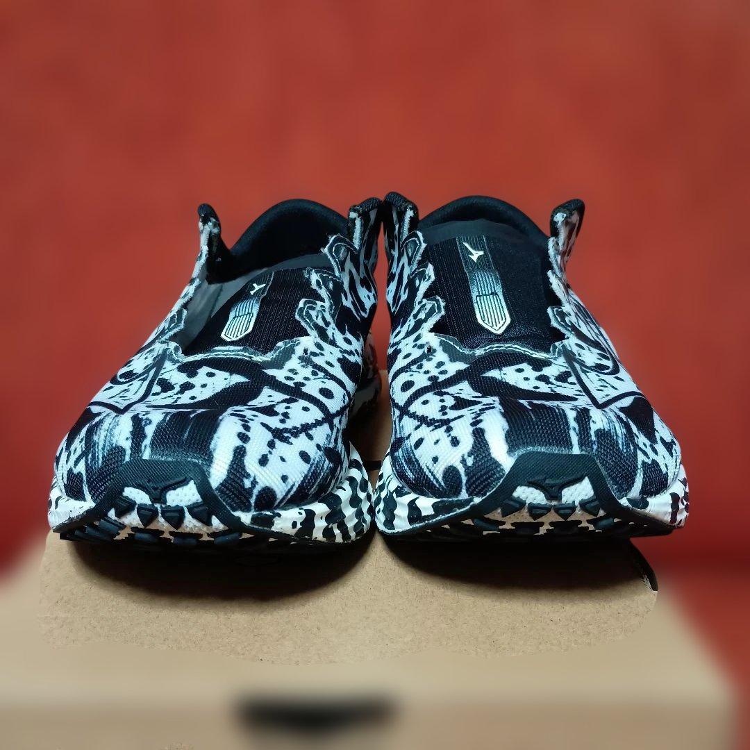MIZUNO ウェーブリベリオンフラッシュ　26.0cm