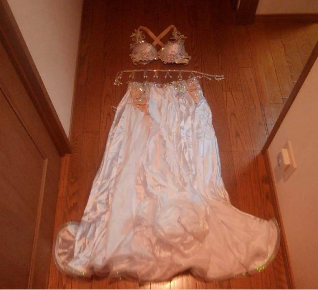 【新品】ベリーダンス　衣装　白　Bellydance Costume