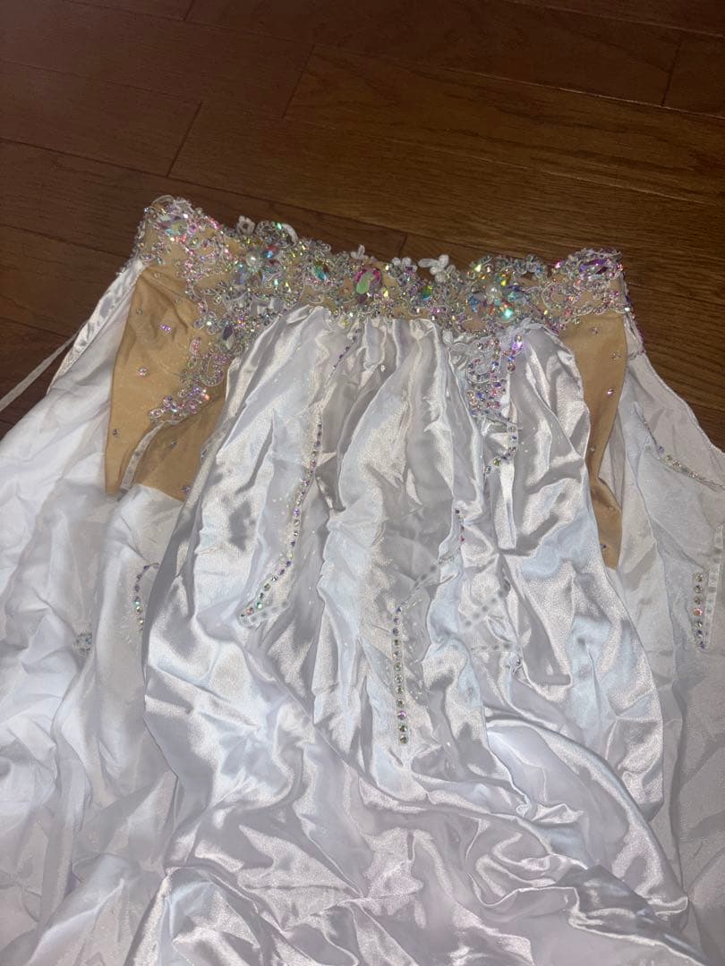 【新品】ベリーダンス　衣装　白　Bellydance Costume