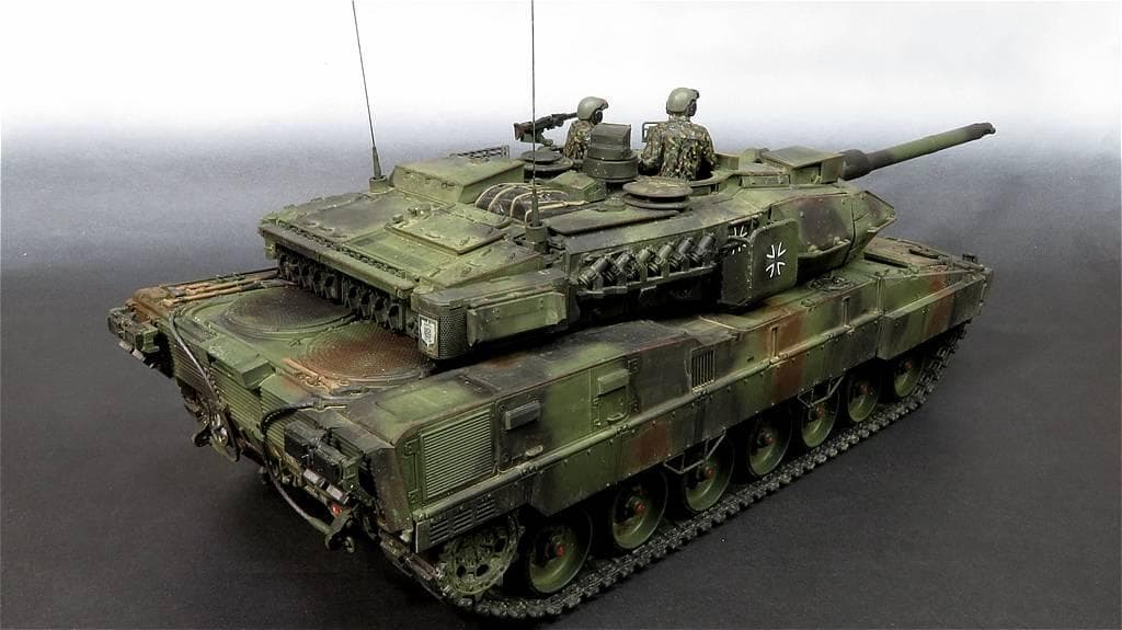 1/35 LEOPARD2 A7V 完成品