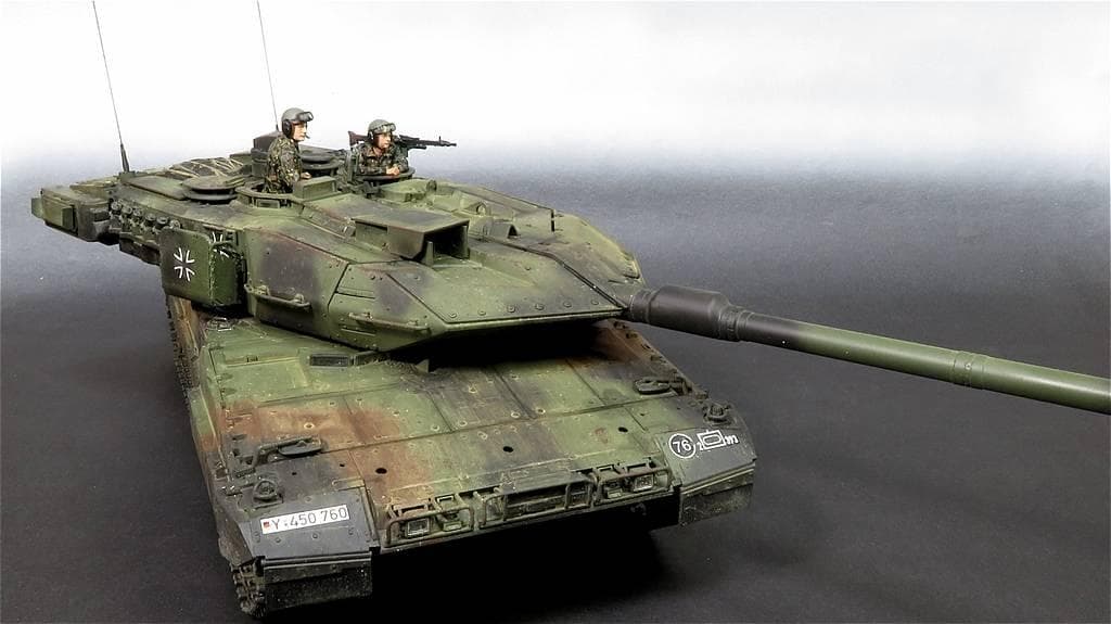 1/35 LEOPARD2 A7V 完成品
