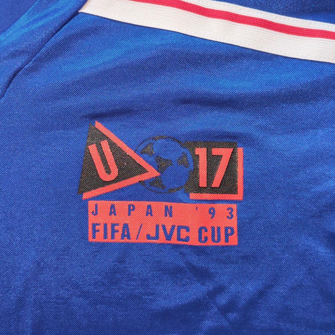 1993 FIFA U-17世界選手権の関係者ユニホーム