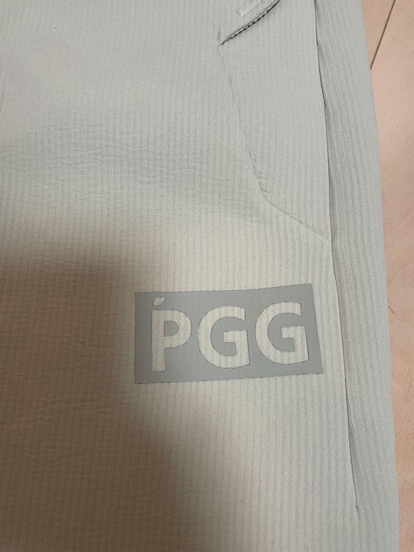 PGG ベージュ ゴルフパンツ　サイズ4