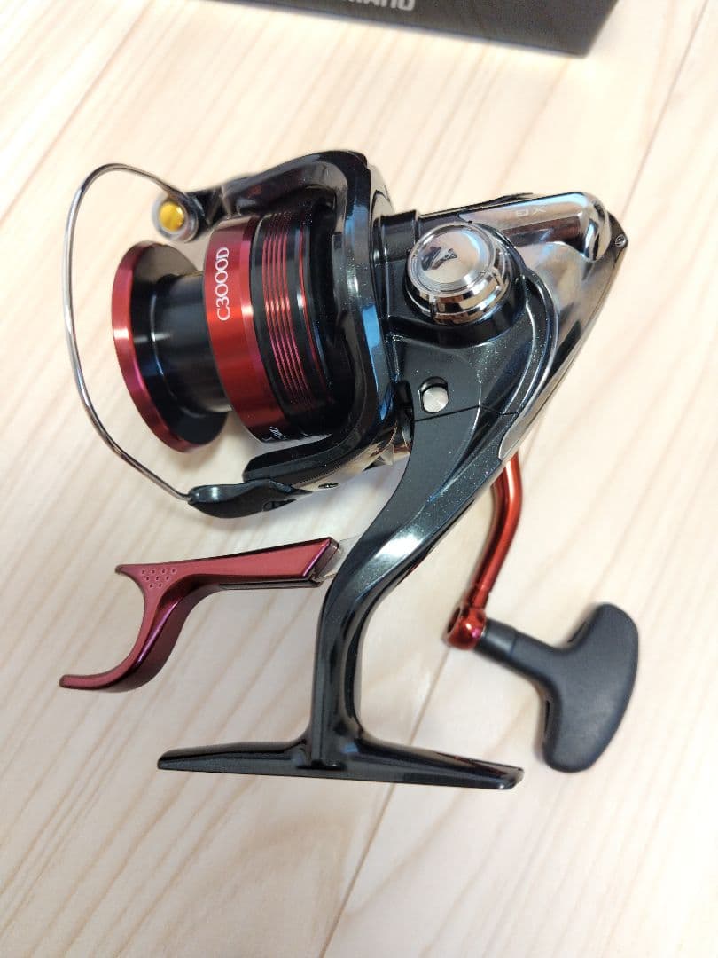 SHIMANO BB-X Larisa C3000DXG スピニングリール