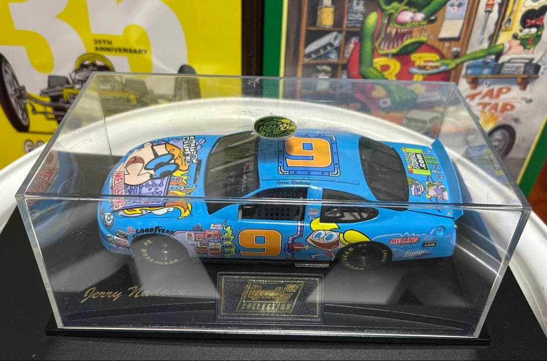 ナスカー カートゥーンネットワーク デクスターズラボ フォード•トラース