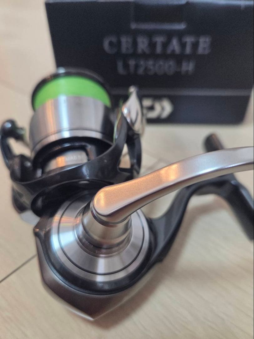 Daiwa CERTATE LT2500-H スピニングリール