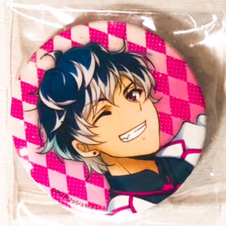 新品★アイナナ★Re:vale【百＆千】有償★ファンブック★特典★缶バッジ