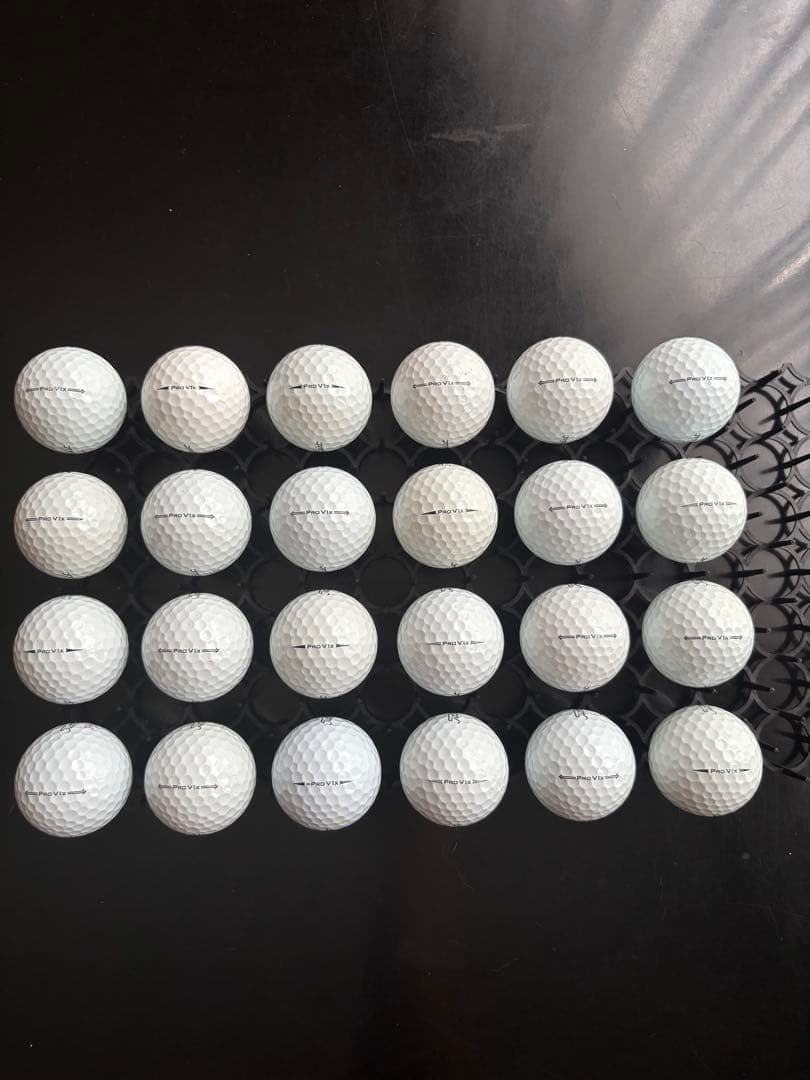 ②美品　送料込み　タイトリスト　PRO V1x　　ロストボール 24球セット