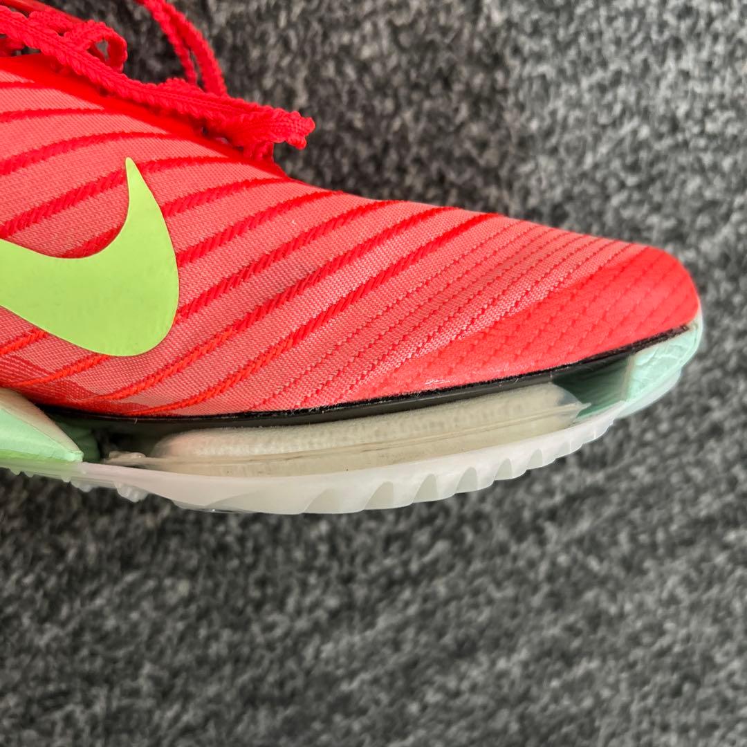 パンク無し美品！ Nike Air Zoom Maxfly2