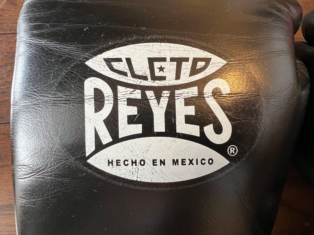 CLETO REYES ボクシンググローブ 16オンス