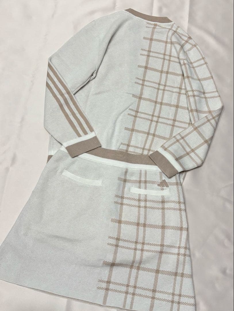 新品adidas ゴルフ　上品なクラシックスタイルセットアップ チェック　セール