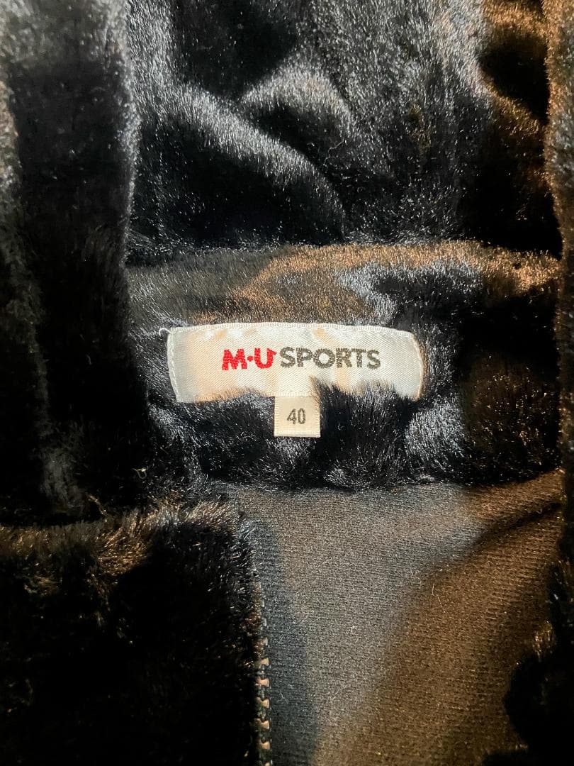 【4月末まで掲載！】M・U SPORTS ボアベストフード付き/ボアスカート