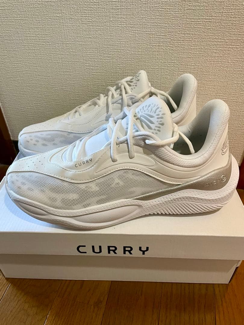 CURRY SPLASH 25 AP ホワイト バスケットボールシューズ