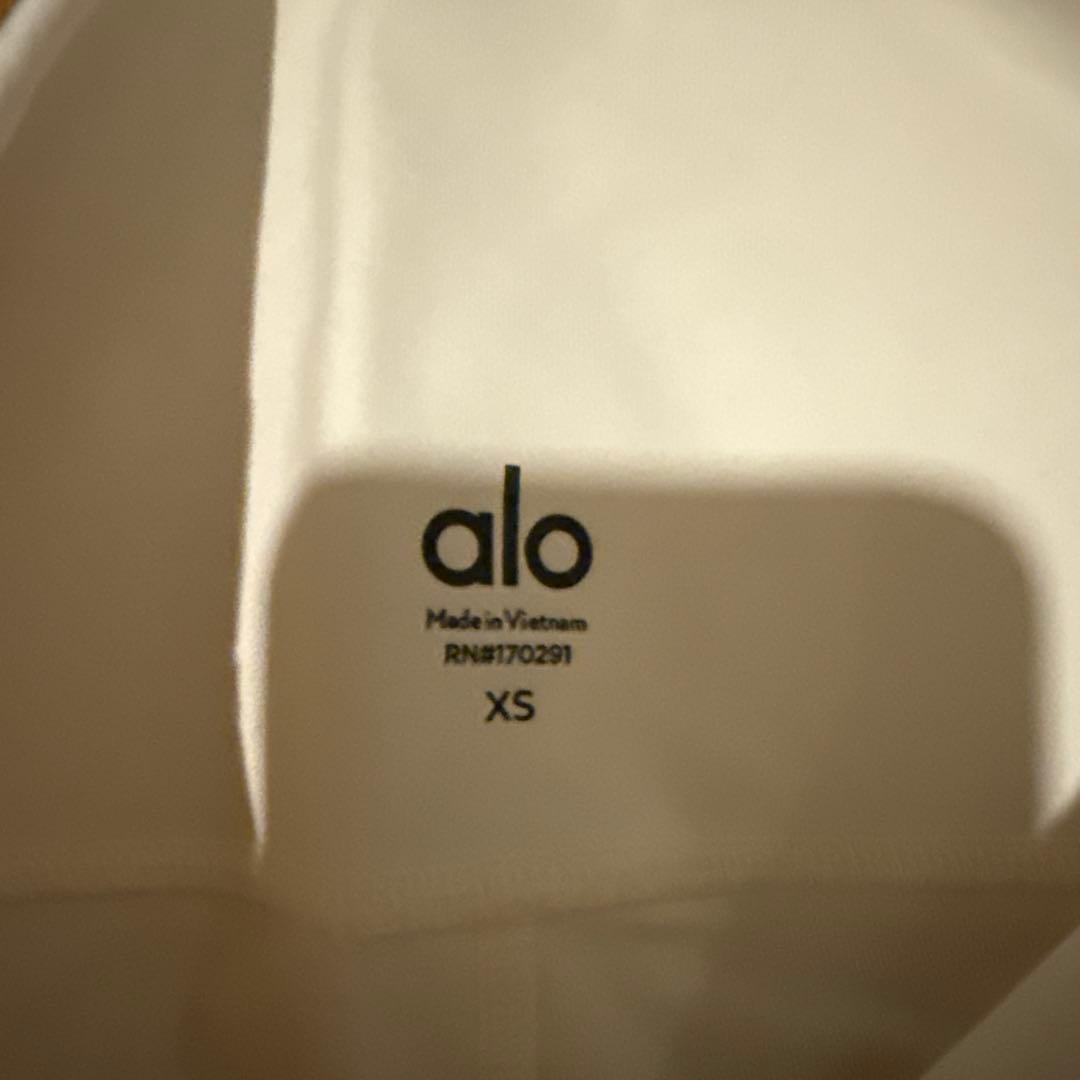 アジア　オフホワイト　ＸＳ　ブーツカットパンツ　ヨガ