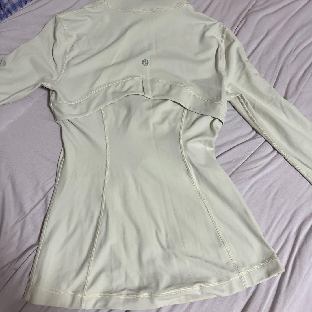 ヨガ・ピラティス lululemon