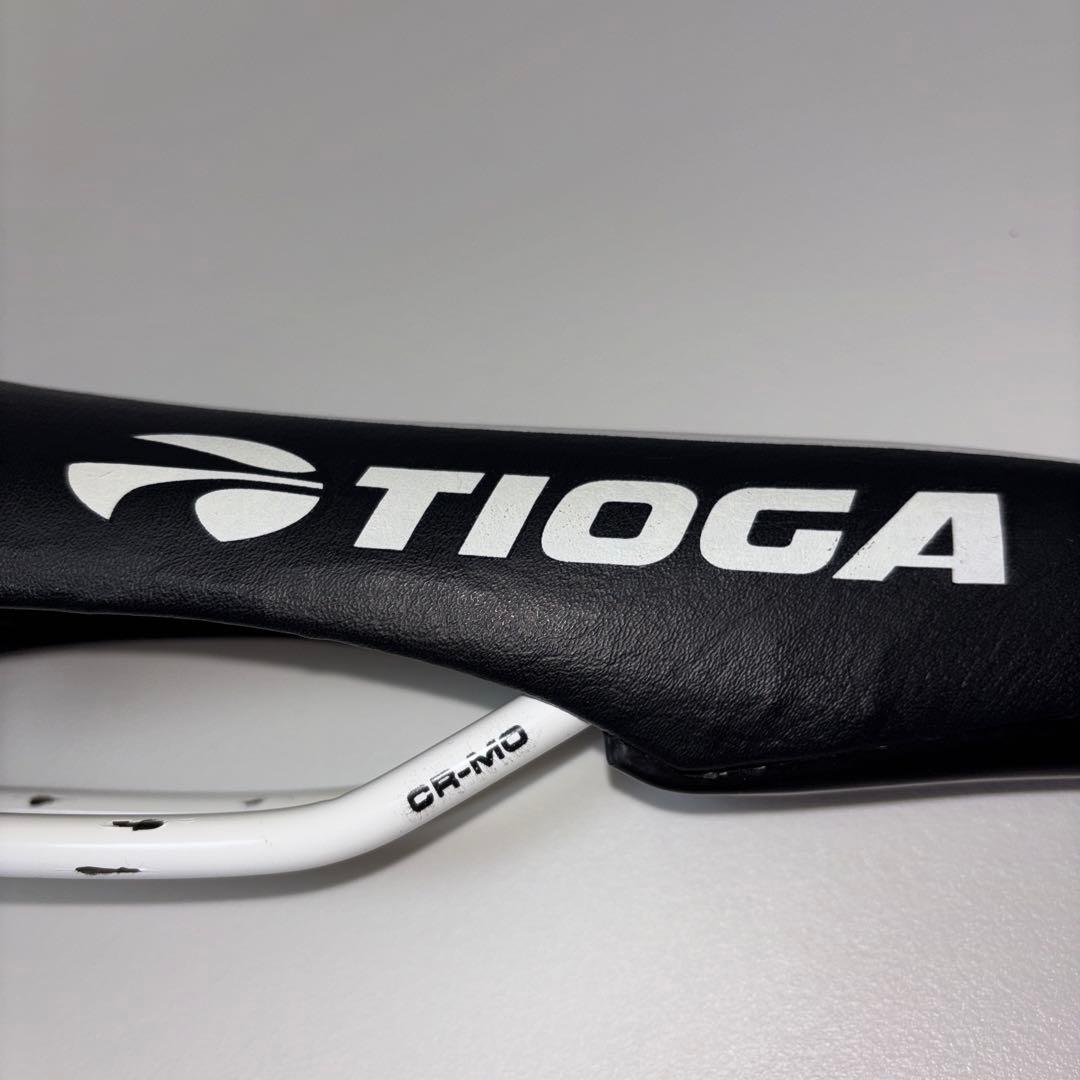 【美品】TIOGA サドル 360 ブラック/ホワイト