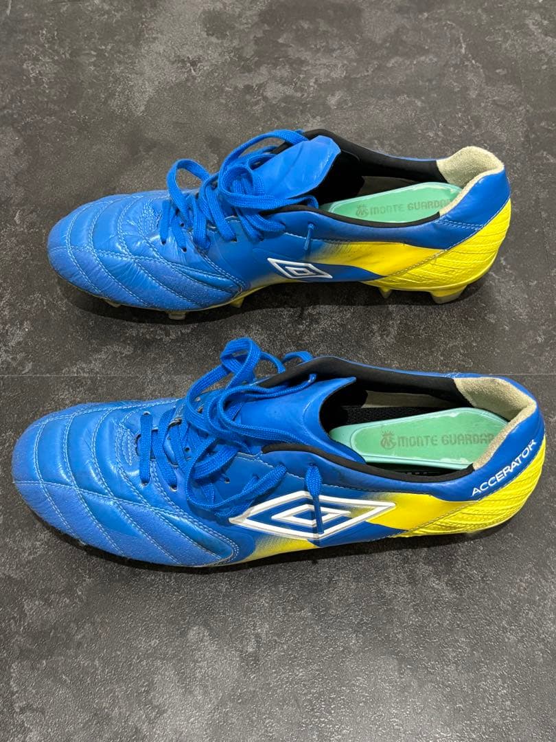 アンブロ サッカースパイク アクセレイター プロ FG 28.5cm