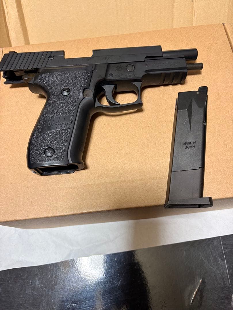 P226 東京マルイ　ガスブローバック　シグザウエル　SIG オマケ付き