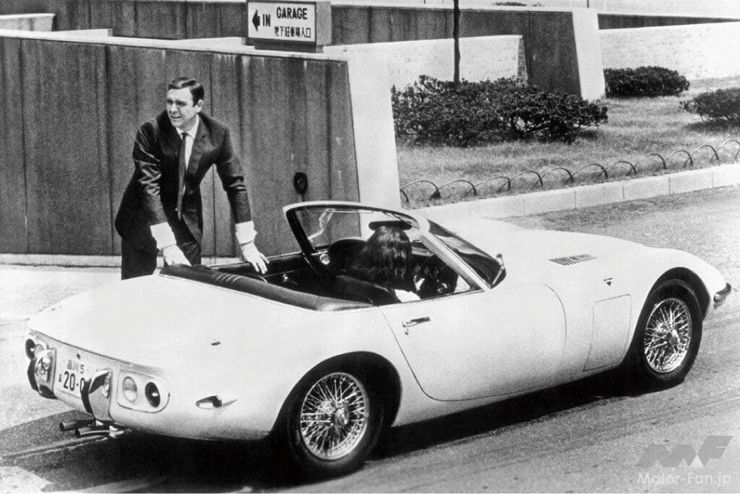 中古　corgi トヨタ2000gt 007は2度死ぬバージョン　値引き価格