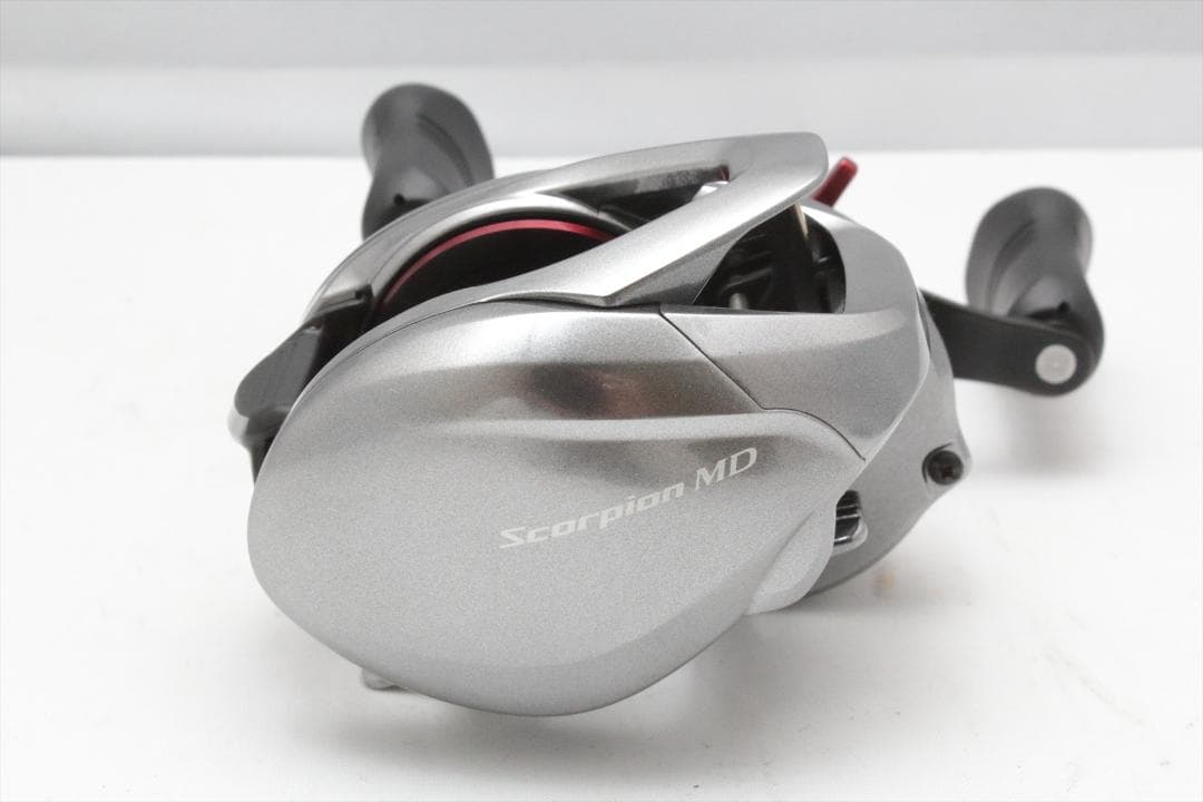 未使用品！SHIMANO 21 スコーピオン MD 301XG ベイトリール
