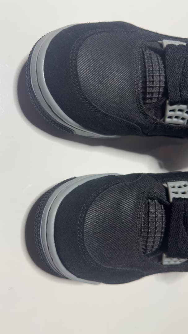 シューズ(男性用) nike air jordan 4 retro se