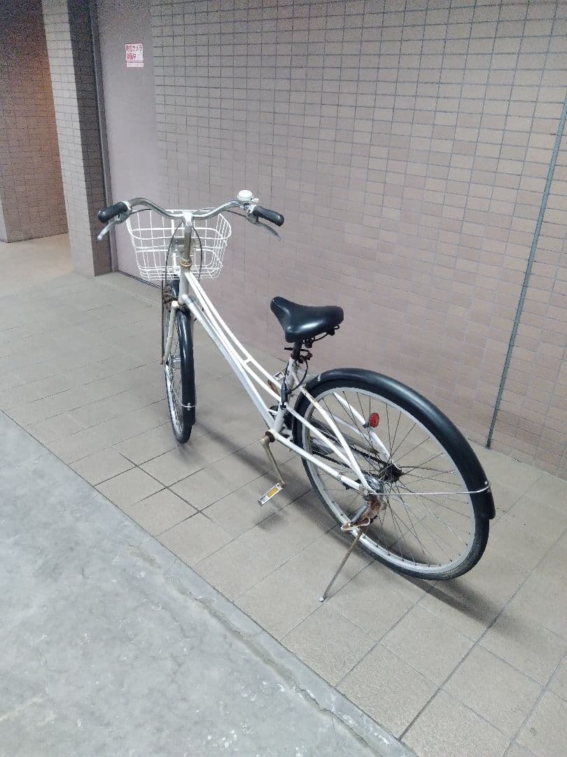 送料無料相談可！27インチ自転車！白！