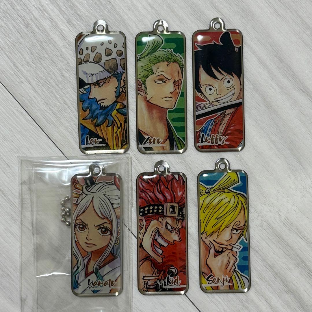 ONE PIECE ワンピース キーホルダー メタルチャーム