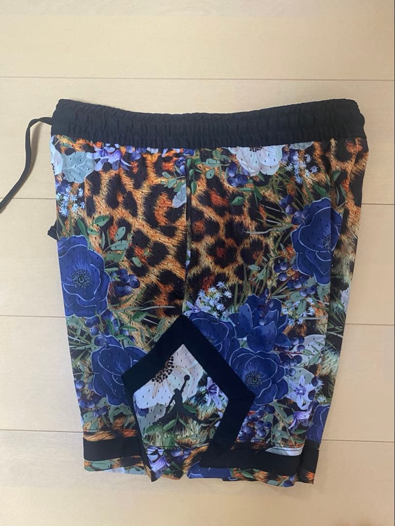 NIKE JORDAN ジョーダン ダイヤモンド ショーツ L レオパ 花柄