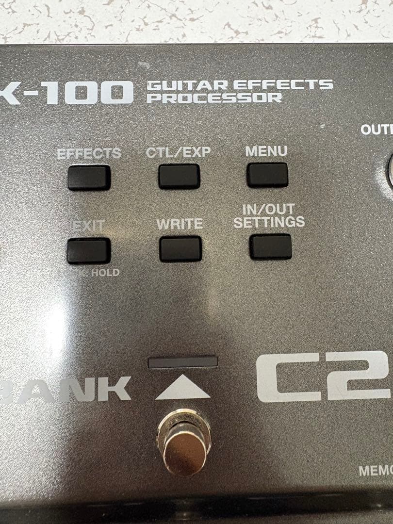 【値下げしました】BOSS GX-100 純正アダプター、ケース付き