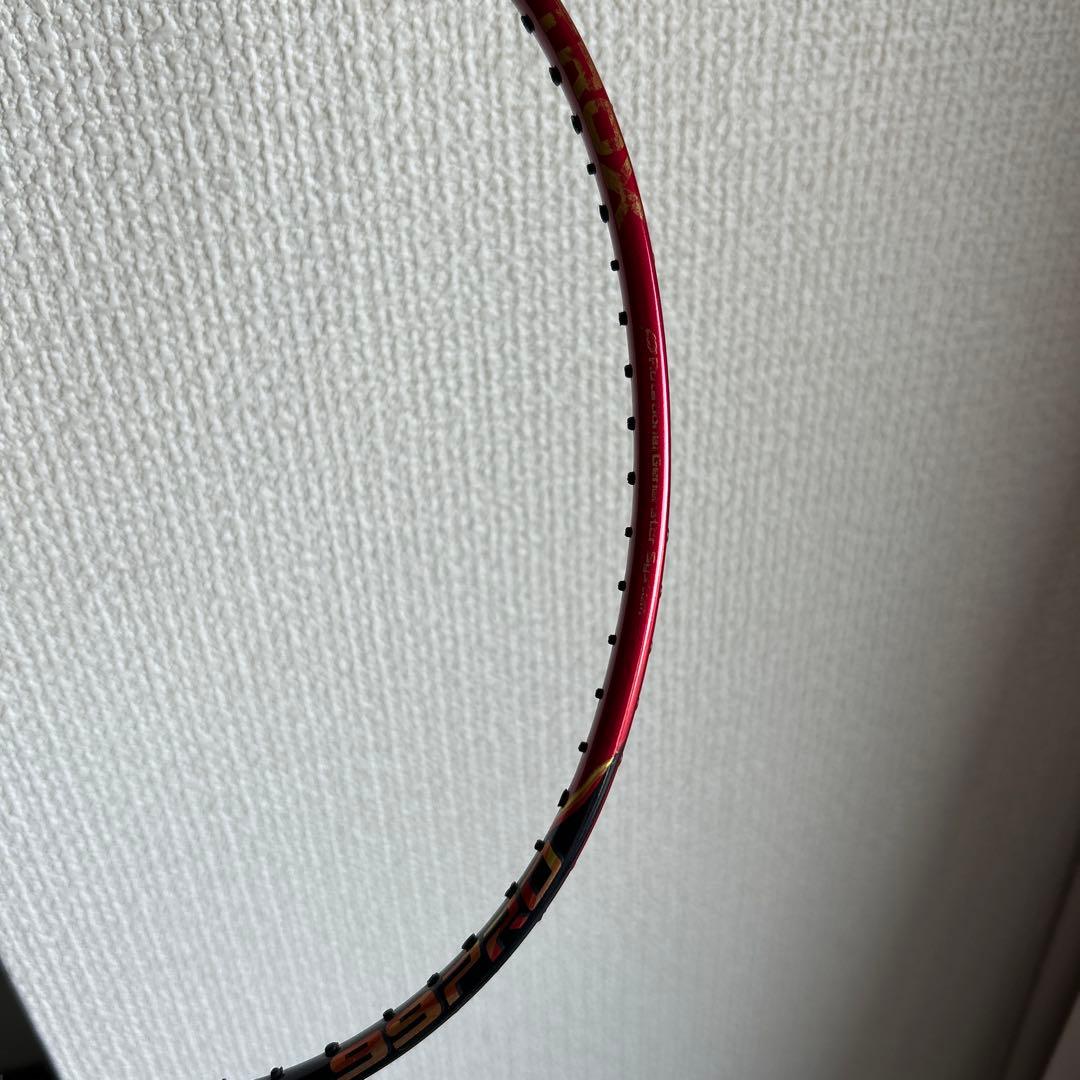 早い者勝ちになります　 バドミントンラケット　アストロクス99プロ