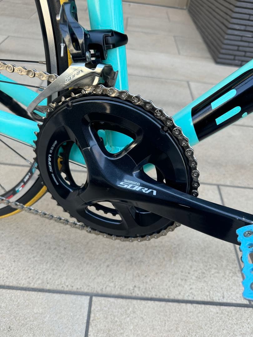 BIANCHI vianirone7ロードバイク自転車